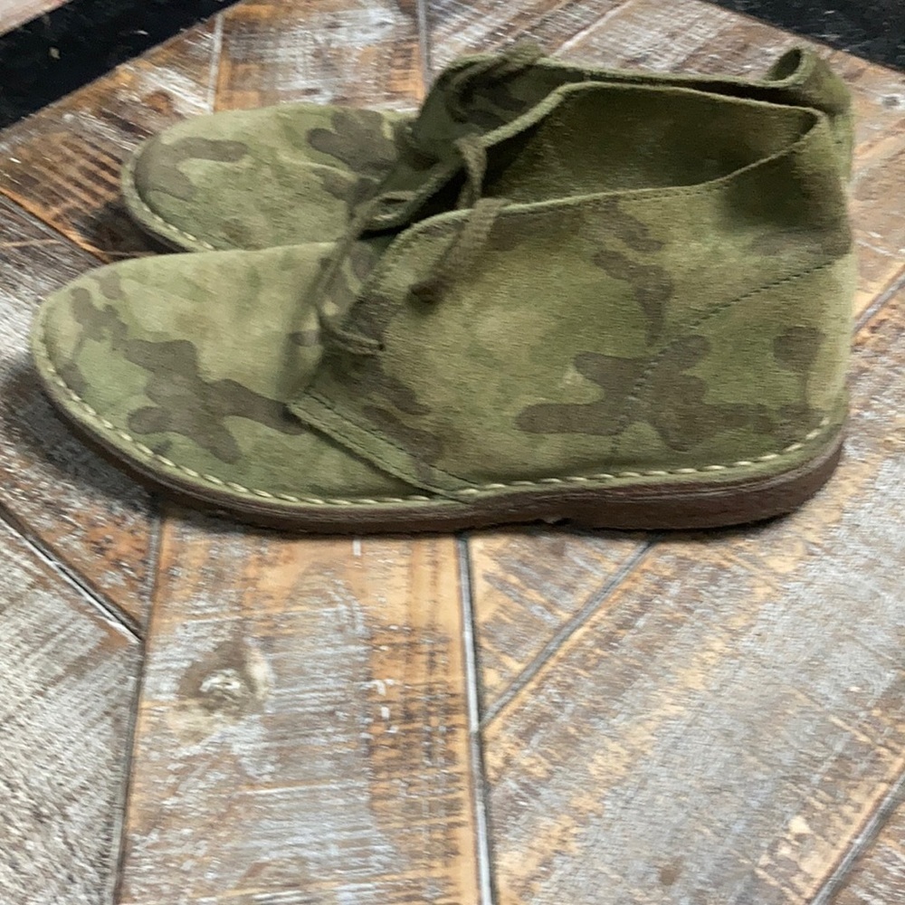 Crewcuts camo desert boots. Size K6. - Picture 2 of 4